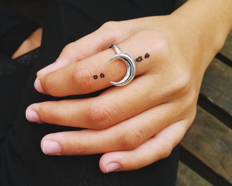 Three Heroes Strength Punk Ins Wind Moon Ring Silver Plated Creative Styling Women's Handpiece_ipsvogv.com