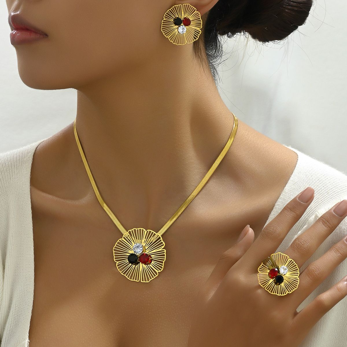 Light luxury style earrings, necklace, jewelry set, personalized zircon flower inlay, niche design, ring, long necklace_ipsvogv.com