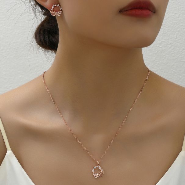 version Korean style fresh sweet earrg necklace set with simple laid zircon earrgs and niche design collarbone_ipsvogv.com