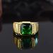 Four Clawed Emerald Domineering Men's Fashionable Square Diamond Inlaid Green Ring_ipsvogv.com