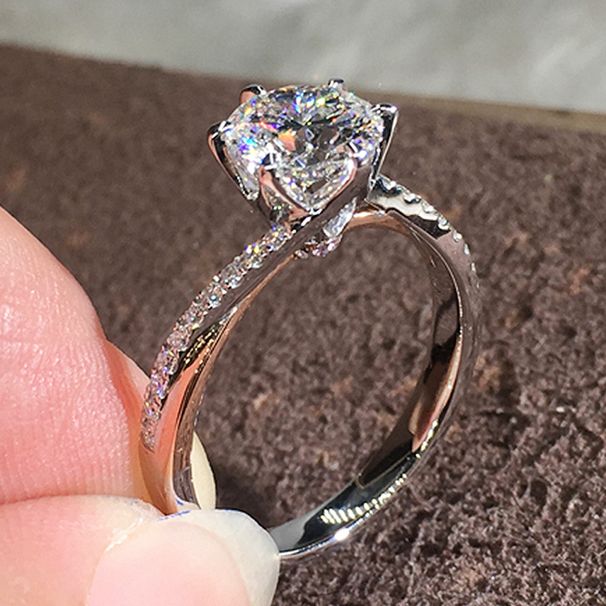 Cao Shi's Classic Six Claw Simple And Elegant Twisted Arm Snowflake Zircon Ring, Wedding Accessories For Women_ipsvogv.com