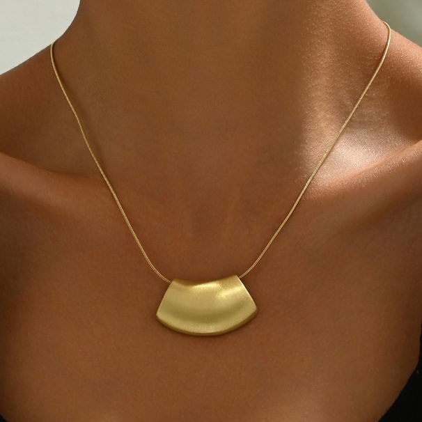 2024 ew sweet ad fresh wome's log ecklace with persoalized curved frosted desig, high-ed feelig collarboe_ipsvogv.com