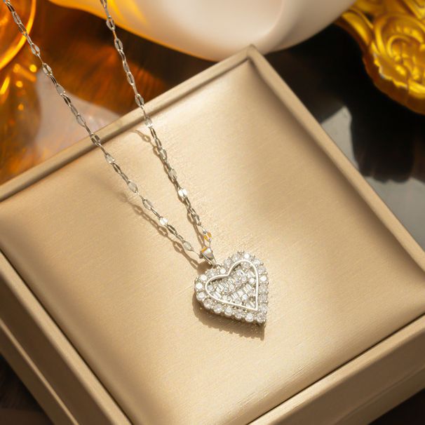 Necklace Female Network Red Sweet Cool Wind Love Zircon Small and Luxury New Design Sense Pendant Temperament Titanium_ipsvogv.com