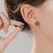 Four Leaf Flower Exquisite Small Earrings Female Green Flower Earrings Small Fragrant Design Temperament Earrings Trend_ipsvogv.com