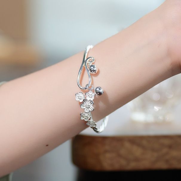 Plum Female Niche, Simple Fresh. Send Plum Blossom Bracelet With Adjustable And Versatile Design. Chinese Style Student_ipsvogv.com