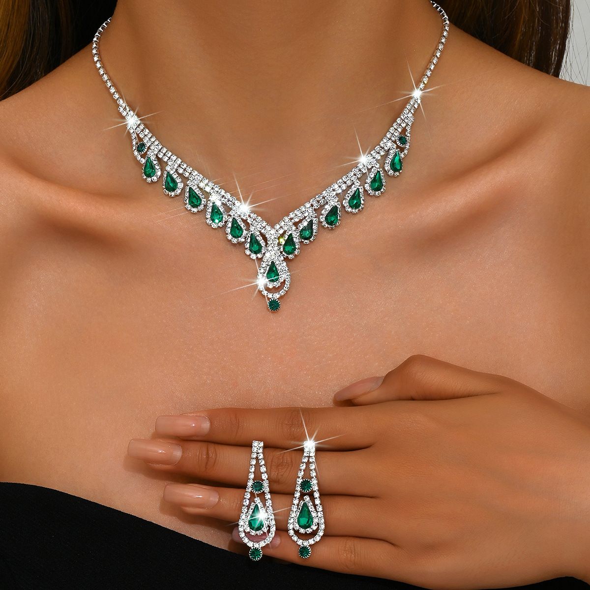 Women’s Jewelry Set Fashion Necklace Set Bridal Wedding Jewelry Full Diamond Water Drop Fashion Jewelry Earrings Bracelet Light Luxury Rhinestones_ipsvogv.com