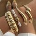 Punk Metal Style Mixed Pleated Wide Irregular Pearl Water Droplet Hug Bead Bracelet For Women_ipsvogv.com