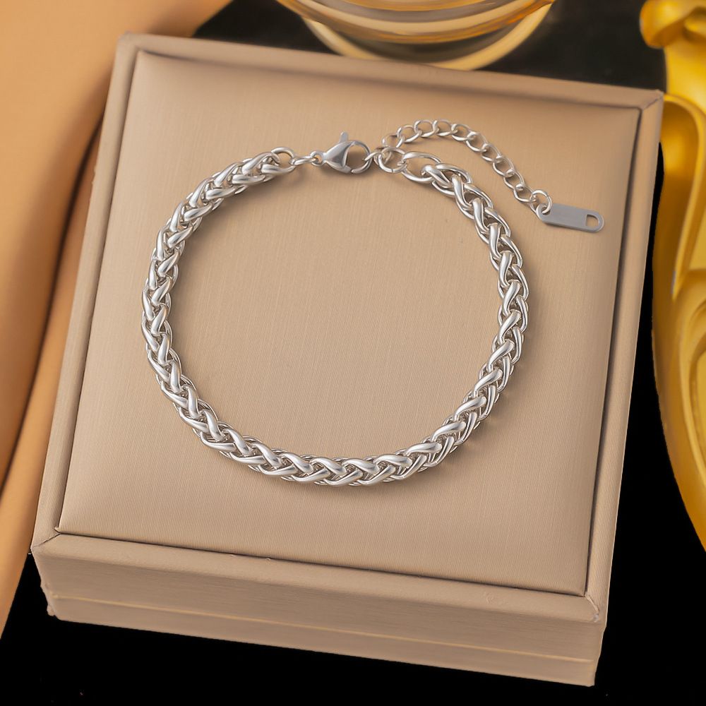Hot Selling Gold Titanium Plain Simple Temperament Rope Chain Stainless Steel Vacuum Electroplating_ipsvogv.com