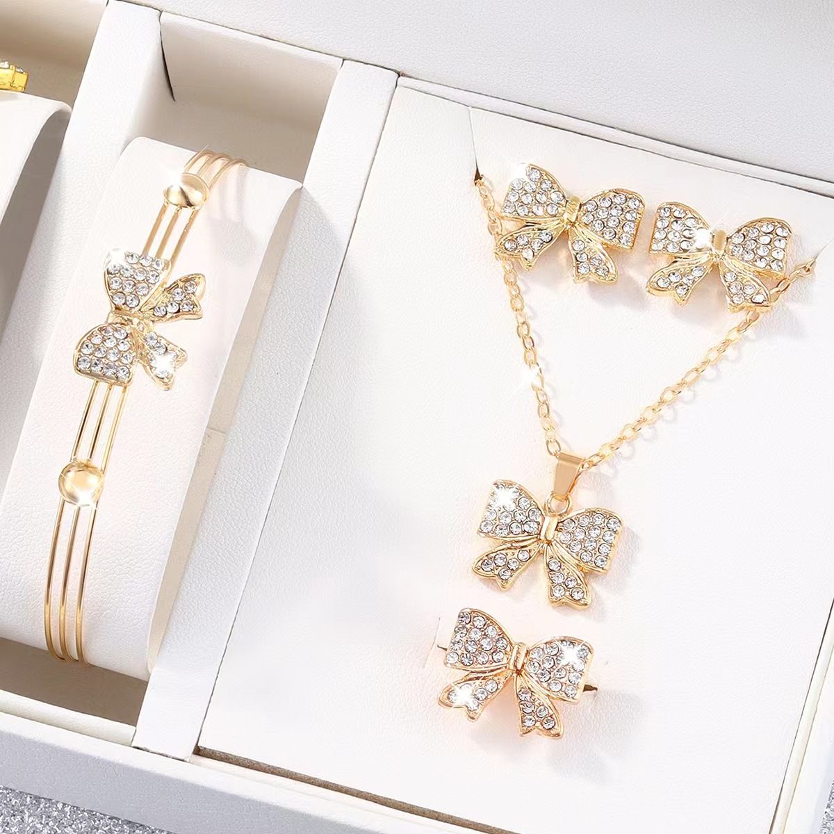 Fashion all match butterfly light luxury simple style necklace earrings bracelet ring 4 piece set set_ipsvogv.com