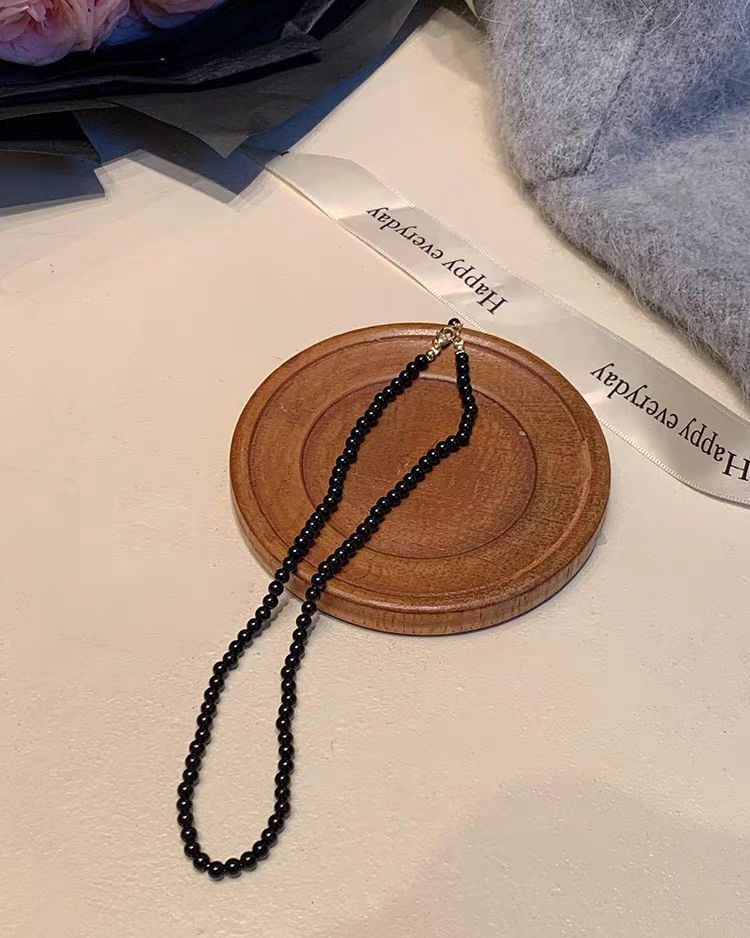Pearl Spring 2023 New Black Agate Beaded Clavicle Chain French Sweater Necklace For Women_ipsvogv.com
