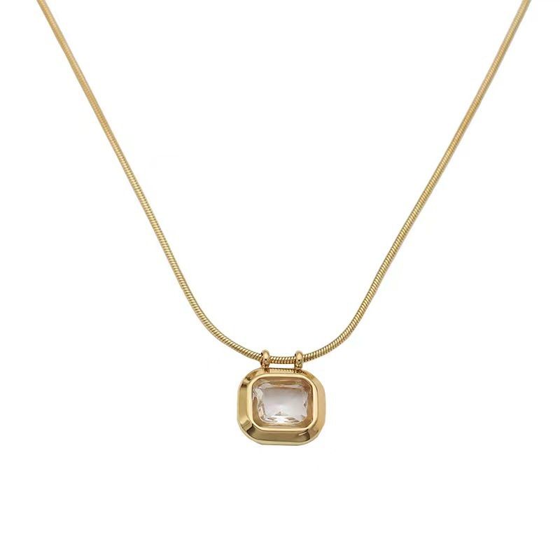 Advanced Grandmother Green Stone Pendant Necklace For Women's Versatile 2023 New Gold Plated Clavicle Sweater Neck Chain_ipsvogv.com