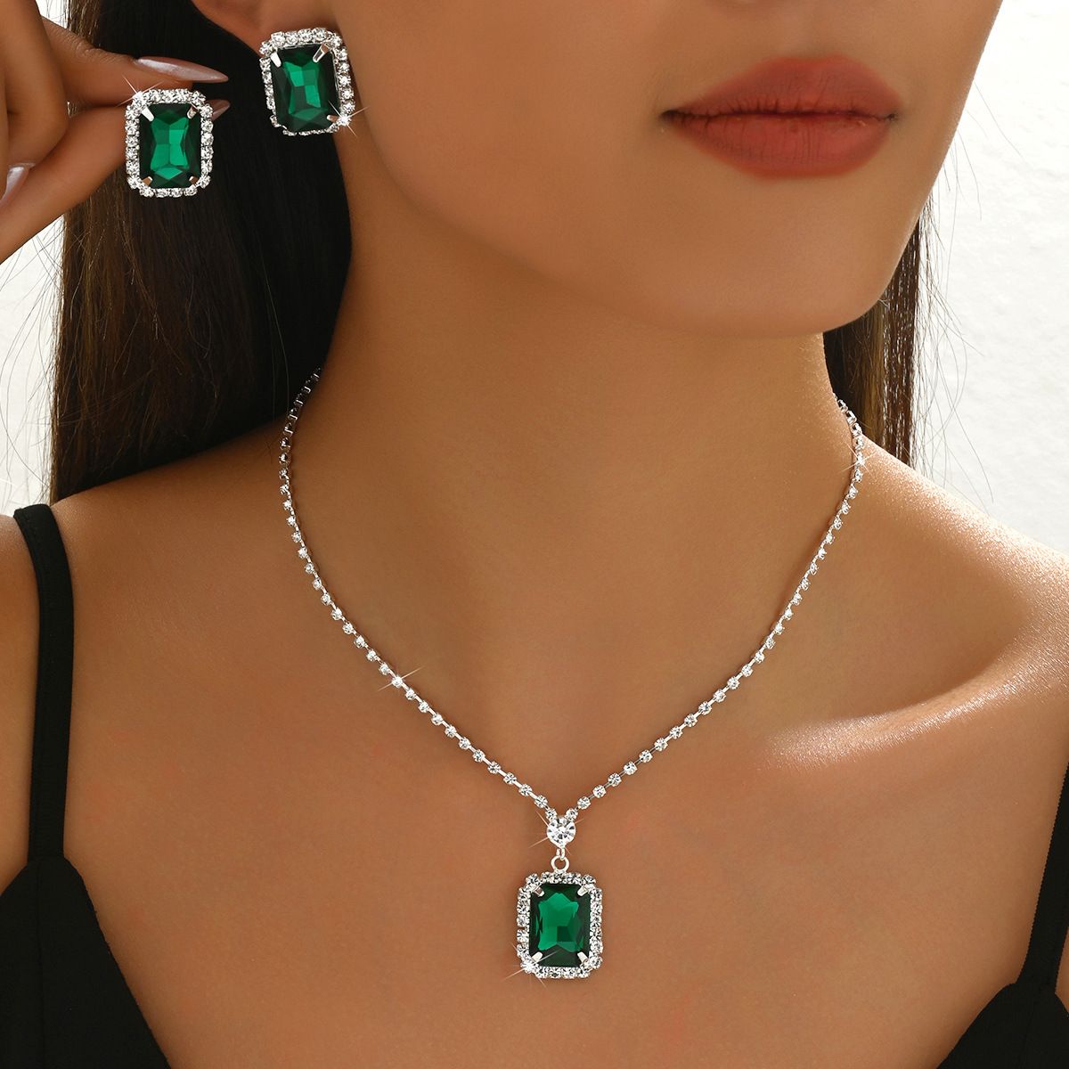 Water Drop Shaped Jewelry Two-Piece Set Necklace Earrings Square Pendant_ipsvogv.com