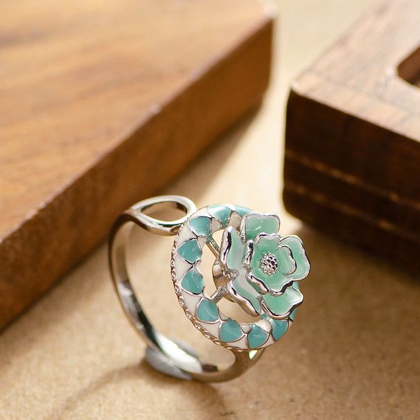 Internet Celebrity Exquisite Fashionable Drip Oil Three-dimensional Rotating Rose For Women, With A Light Luxury_ipsvogv.com