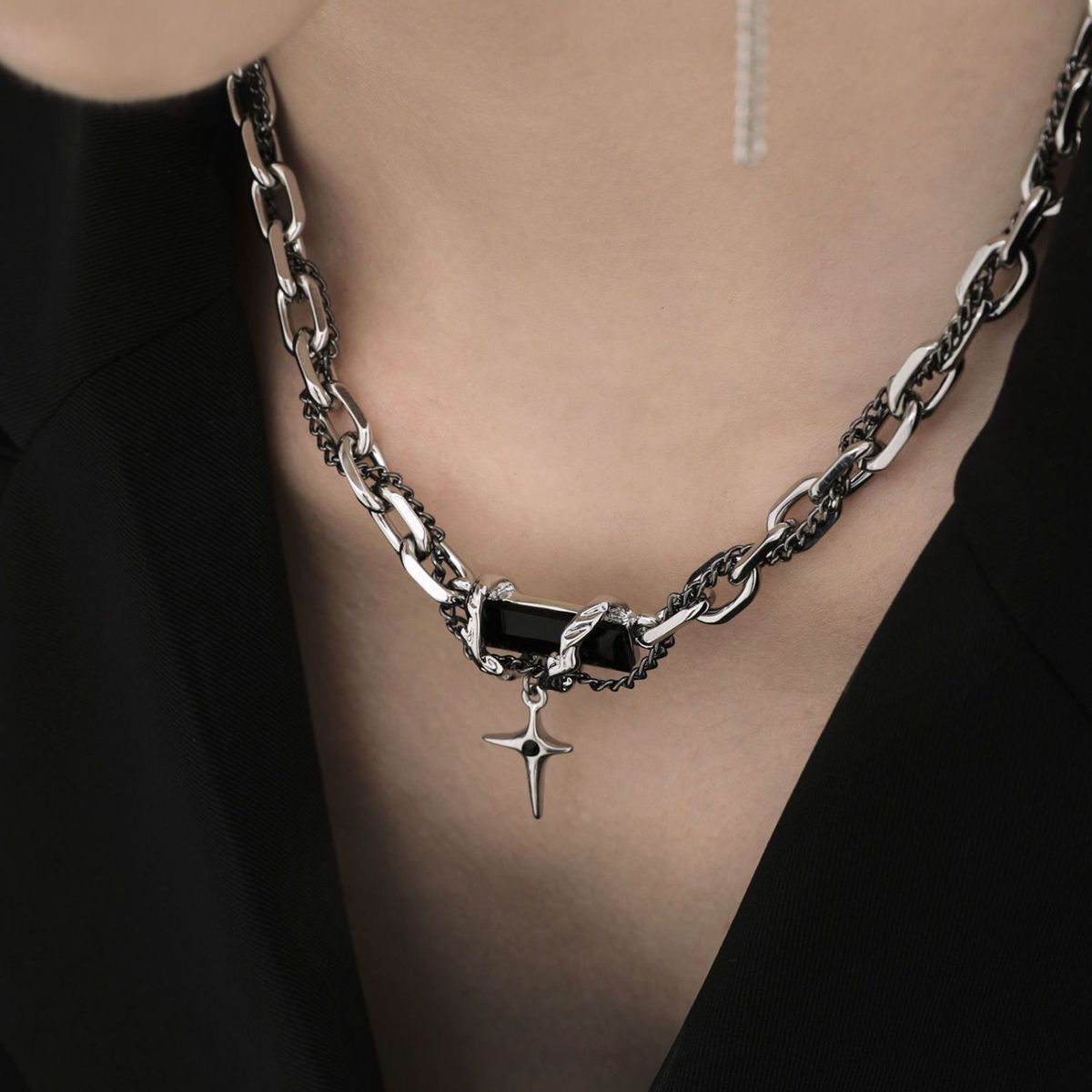 New Thorn Spliced Coarse Necklace Men's Light Luxury And Small Group Hip Hop Accessories Personalized Cold Style Jewelry_ipsvogv.com