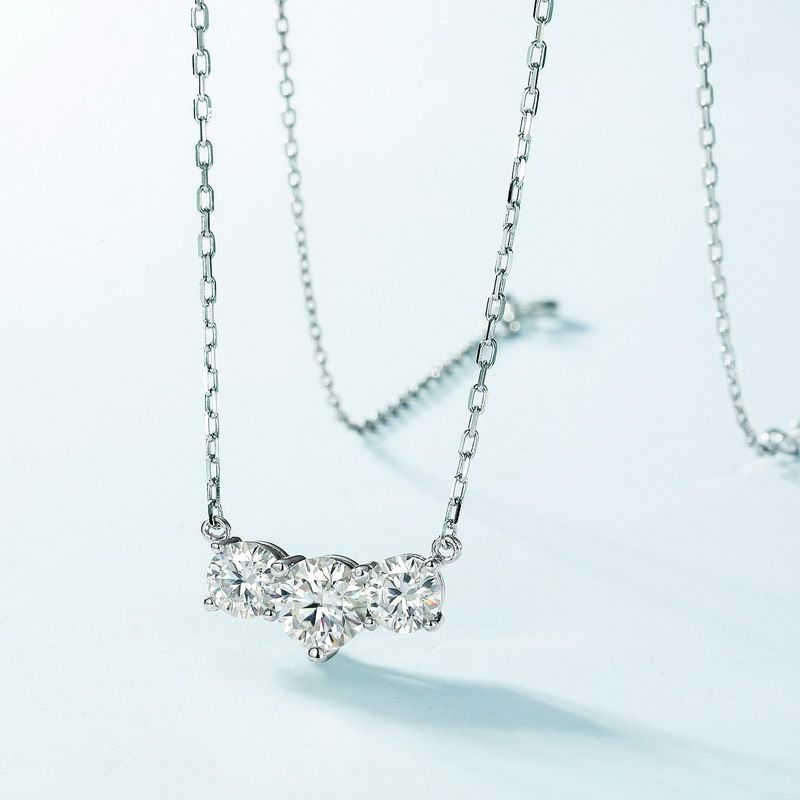 new Eternal Shining Moissanite Necklace Female S925 Silver Three Lives Agreement Brilliant Moissanite Clavicle Chain_ipsvogv.com
