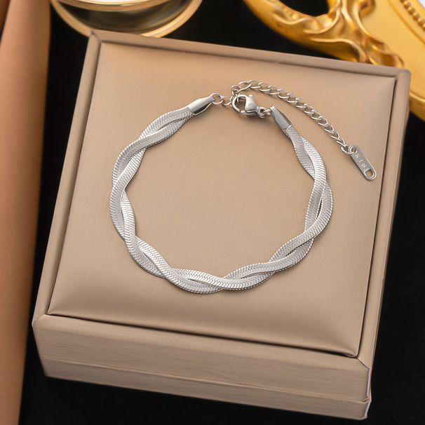 Hand Woven, Fashionable, Versatile, And Simple 2023 New Style, Non Fading, Personalized Titanium Steel Tricolor Chain_ipsvogv.com