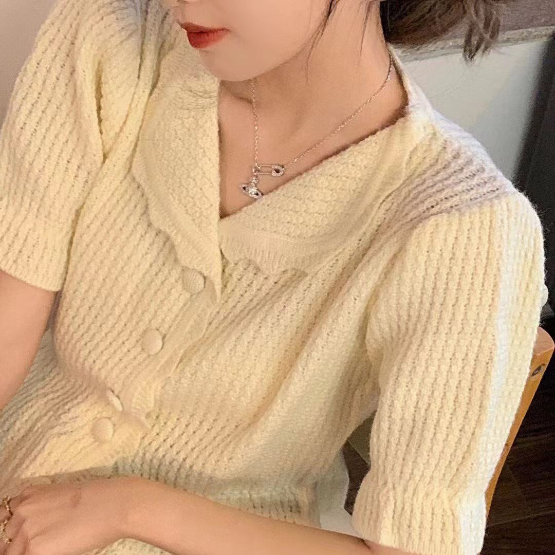 Saturn pin necklace female hipster cool Hottie_ipsvogv.com