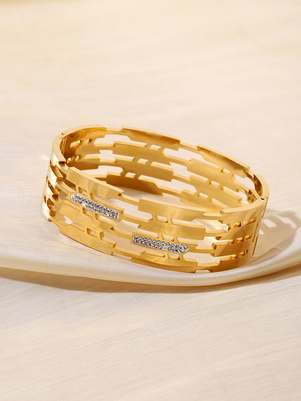 Explosive Multi-layer Hollow Dia Design Sense Ear Wide-edge Titanium Steel Advanced Bracelet_ipsvogv.com