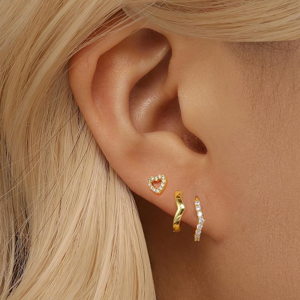 Unisex Real Gold Brass Electroplating Fresh And Sweet Peach Heart Inlaid Zircon Earrings For Ladies Cute Earrings_ipsvogv.com