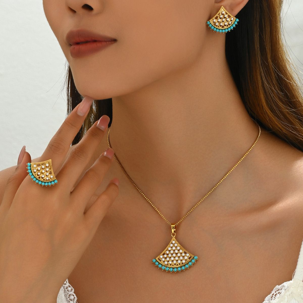 Fashionable OL fan-shaped necklace set, versatile with inlaid pearl rings, niche design, earring accessories_ipsvogv.com