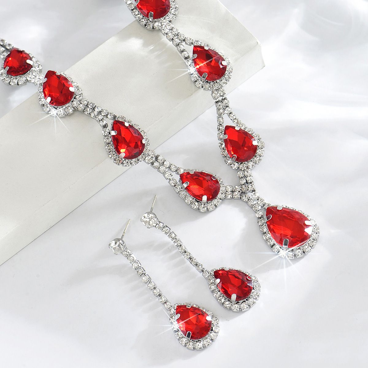 Fashion Wedding Bride Jewelry Necklace Earrings Full Diamond Flower Blue Set_ipsvogv.com