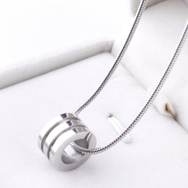 Simple temperament titanium steel men's pendant necklace does not fade trendy neutral women's clavicle advanced snake bone chain accessories_ipsvogv.com