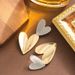 Fashionable Contrasting Color Personality Double Heart Pendant With Simple, Fashionable And High-end Silver Needle_ipsvogv.com