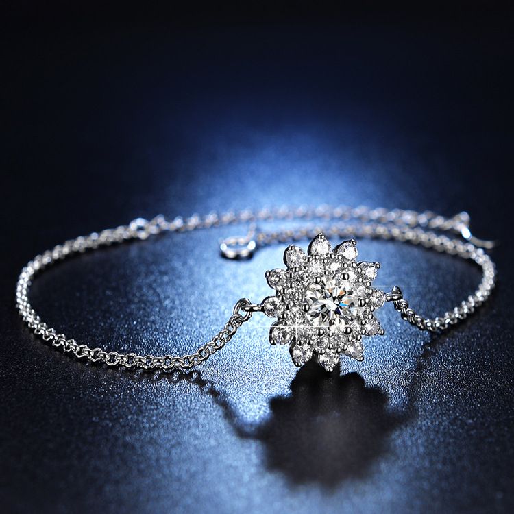 Chain Six Claw Bow for Women Simple Fashion Sunflower Imitated Moissanite Bracelet_ipsvogv.com