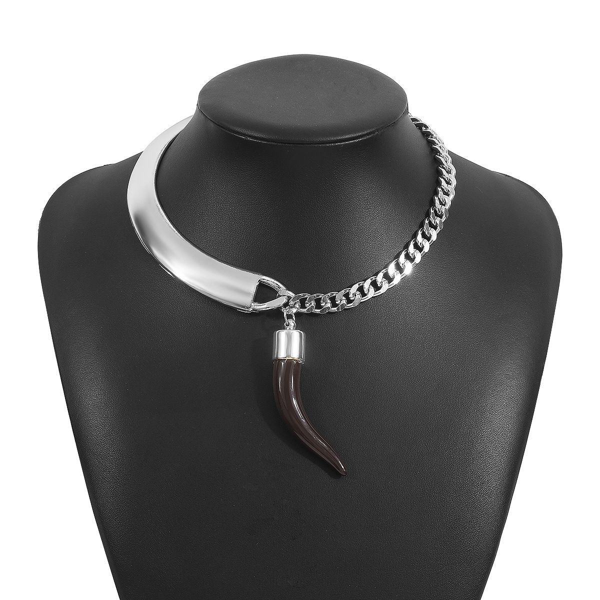 N11714 style personalized spliced horn with exaggerated hip-hop design, fashionable and niche necklace_ipsvogv.com