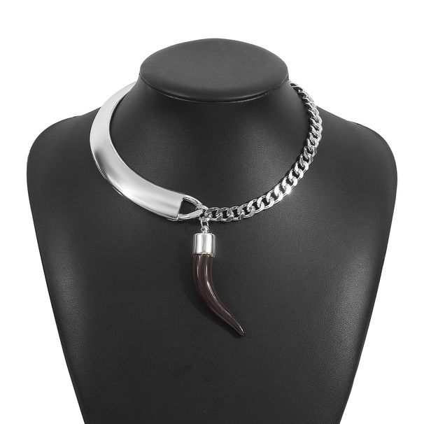 N11714 style personalized spliced horn with exaggerated hip-hop design, fashionable and niche necklace_ipsvogv.com