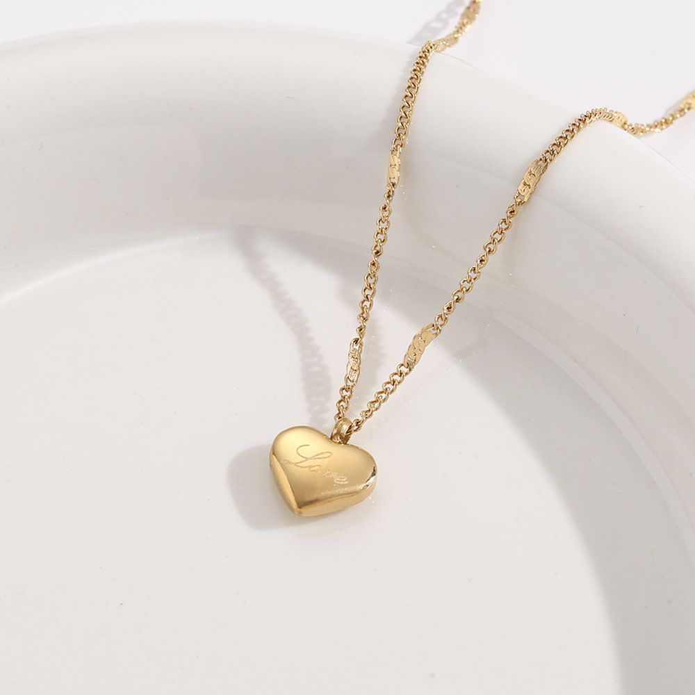 Love Love Necklace 2023 New Women's Summer collarbone Chain Simple and Elegant Light Luxury Neckchain Peach Heart_ipsvogv.com