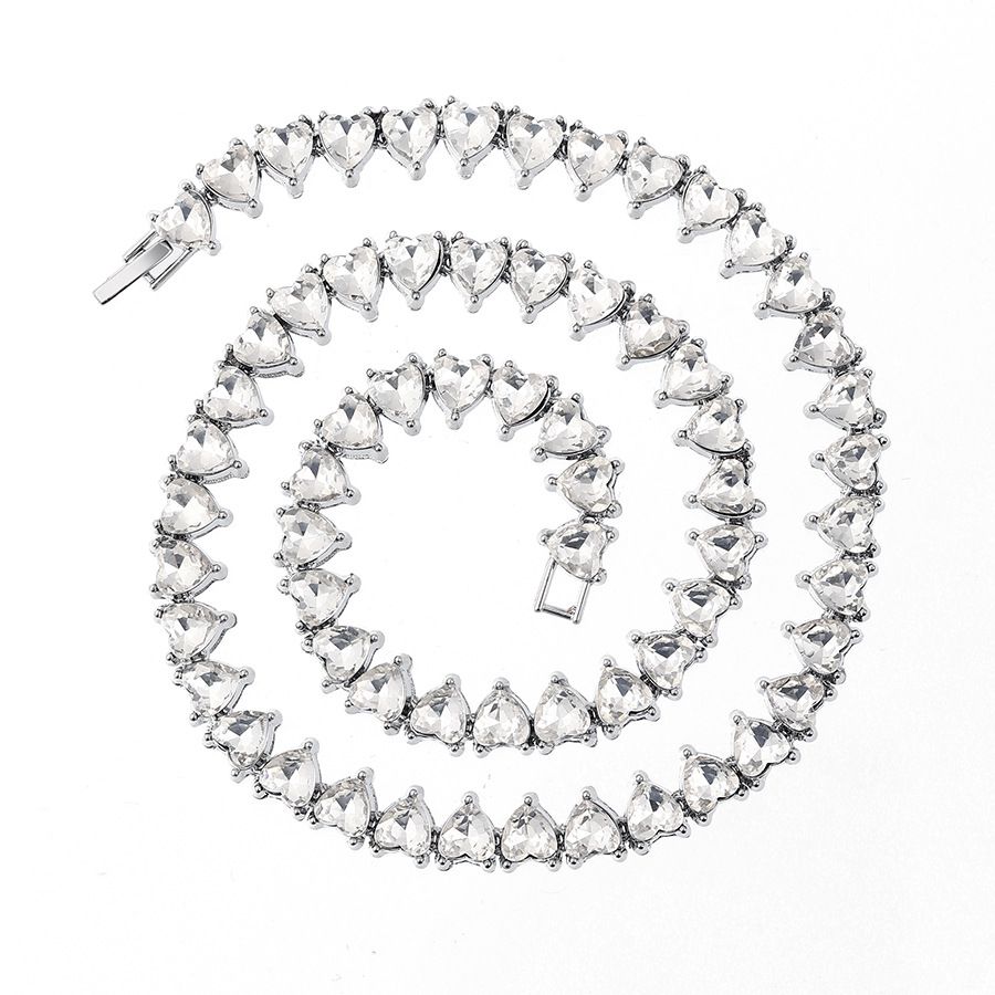 Niche Design Glass Diamond Hip Hop Versatile And Beautiful Love Thorn Necklace_ipsvogv.com
