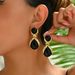 Unisex Geometric Earrings High End Niche Inlaid Pearl Design Earrings For Women Light Luxury And Versatile Water Drop Earrings_ipsvogv.com