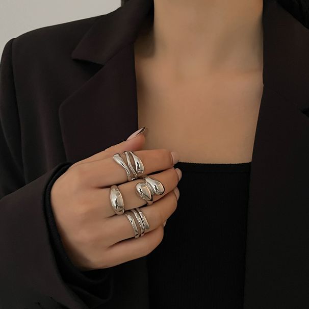 exaggerated Three Dimensional Striped Open Wide Bracelet Versatile Cold Style Alloy Spring Bracelet Jewelry_ipsvogv.com