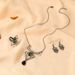 Halloween jewelry, three piece set of exaggerated personality, spider necklace, earrings and ring, retro emerald set accessories_ipsvogv.com