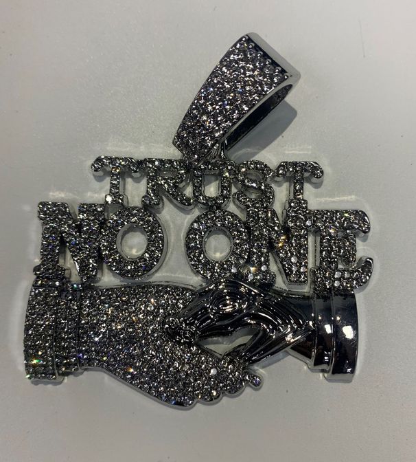 Hip Hop Alloy Letter TRUST NO ONE Men's Personalized Shake Hands Pendant Cuban Chain Jewelry_ipsvogv.com