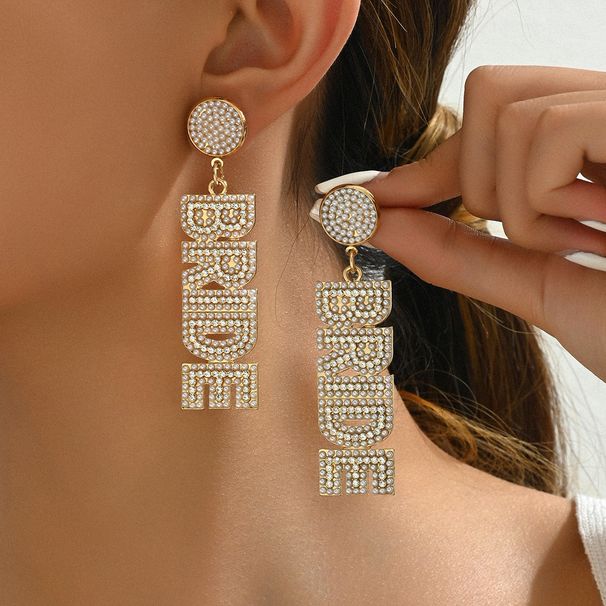 Sweet version Korean style fresh pearl versatile English letters niche design with temperament earrings_ipsvogv.com