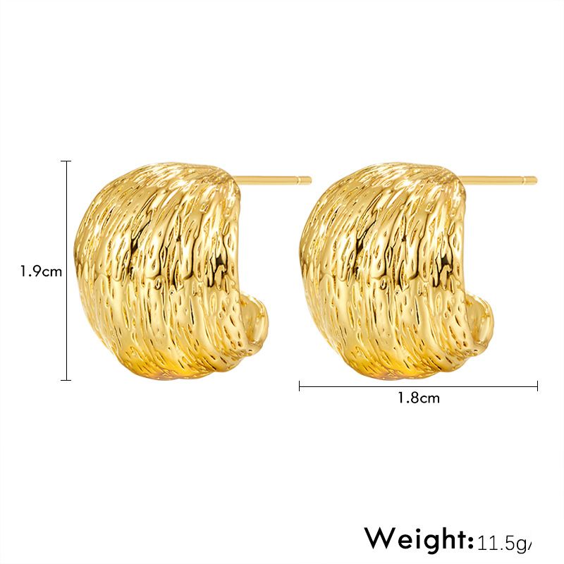 French pleated brushed texture earrings for women, personalized and fashionable C shaped, high grade and atmospheric earrings_ipsvogv.com