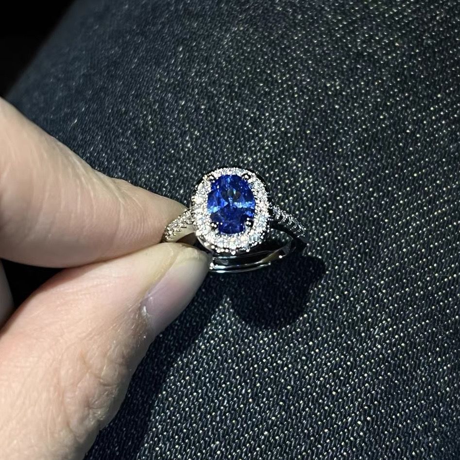 Elegant Temperament, Blue Zircon Ring, Women's Micro Inlaid With Diamonds, Light Luxury, Versatile Jewelry, Bridal_ipsvogv.com