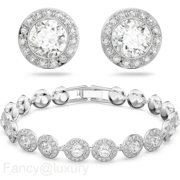 designer Bracelet For Women Stainless Steel Plated Gold Chains Bracelets Inlaid Austrian Crystal Womens Pendant_ipsvogv.com