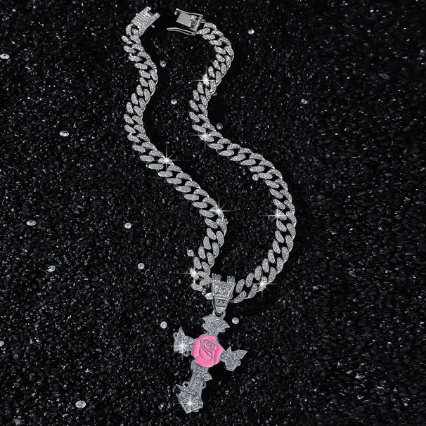 New Rose Pendant Hip Hop Creative Personalized Cross Necklace_ipsvogv.com