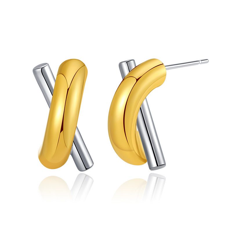 Gold and silver contrasting design personality earrings K real gold plated niche metal texture cross twist earrings_ipsvogv.com