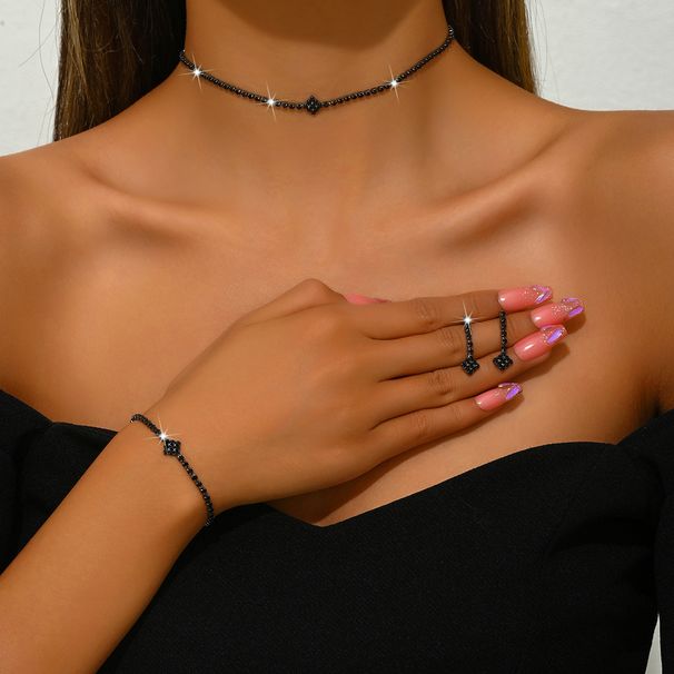 Fashion New Ins Niche Fashion Personality High End Sense All Match Claw Chain Necklace Earrings Bracelet Three Piece Set_ipsvogv.com
