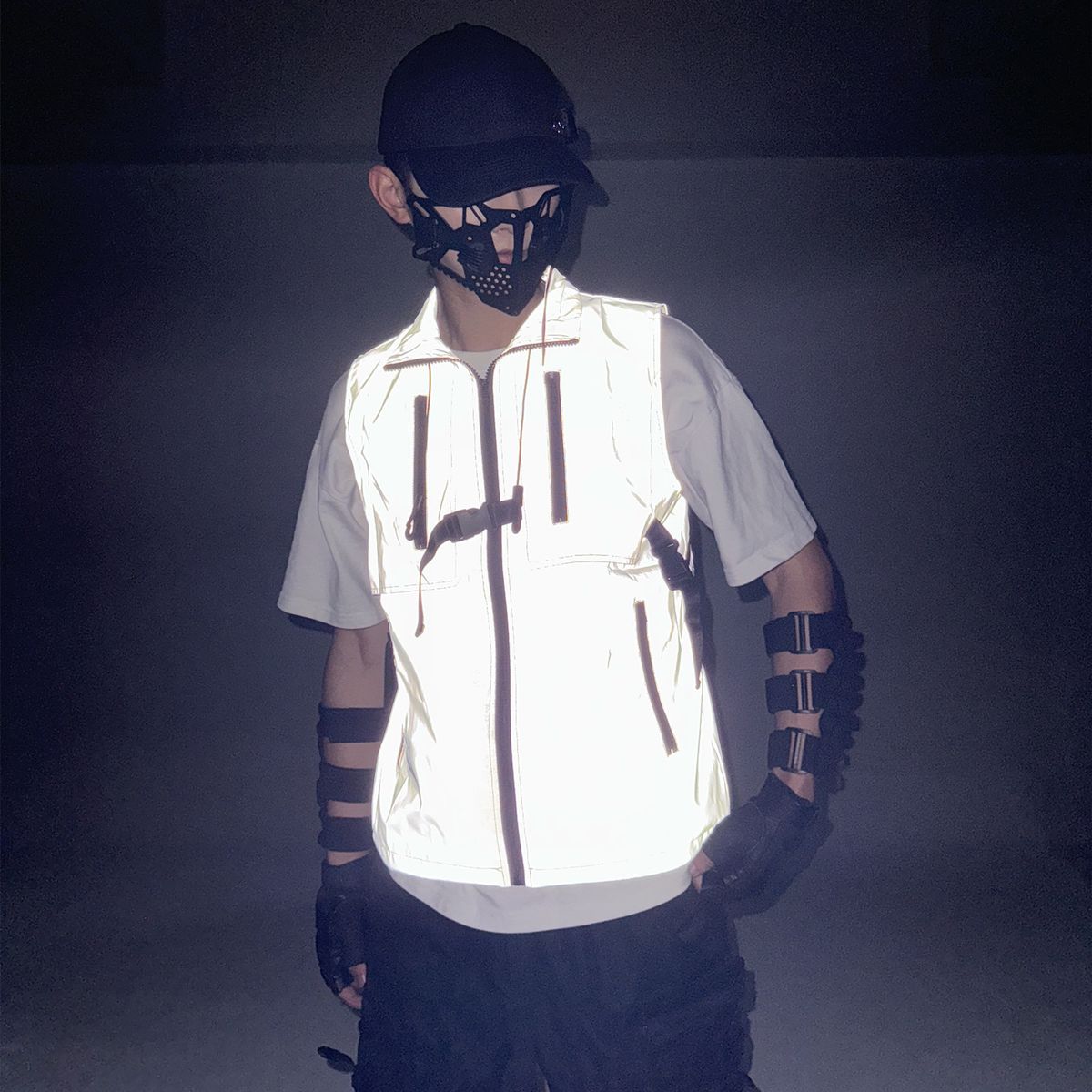 Men's Clothing colorful reflective workwear vest jacket for men and women loose and versatile multi pocket sleeveless waistcoat stand collar vest_ipsvogv.com