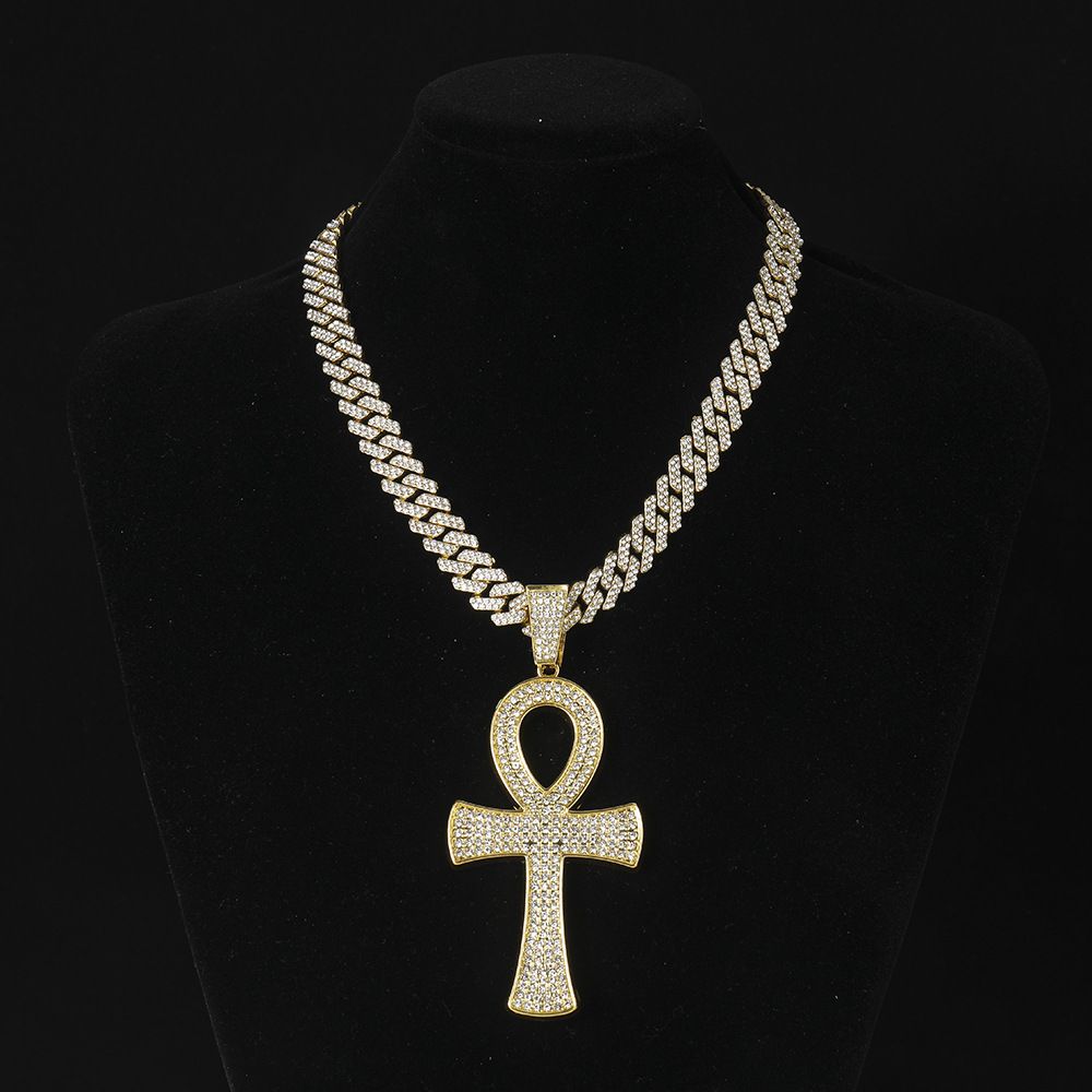 Full diamond key pendant personalized alloy necklace accessories safety buckle hip hop Cuban chain_ipsvogv.com