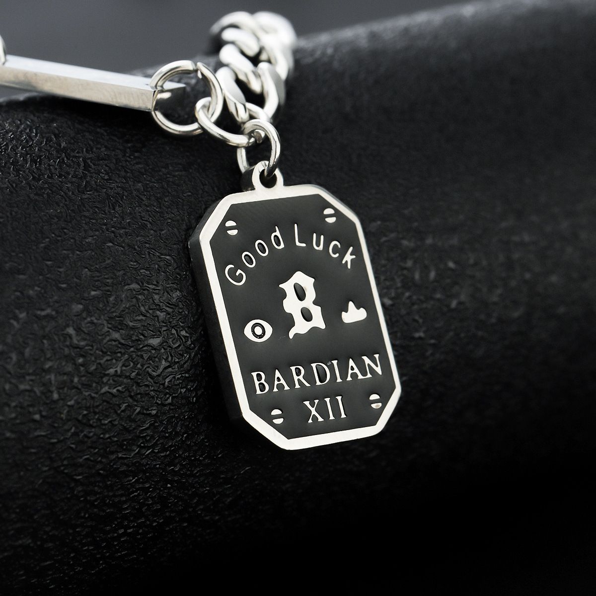 Nameplate Necklace For Men, Trendy And Versatile Design, Niche Fashion, Light Luxury, Men's Nameplate, Collarbone Chain,_ipsvogv.com