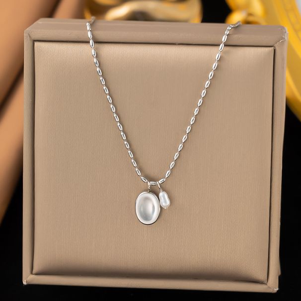 Korean Fashion Titanium Steel Necklace With A Niche Design Sense, Danshui Pearl Oval Brand Pendant, Instagram Style_ipsvogv.com