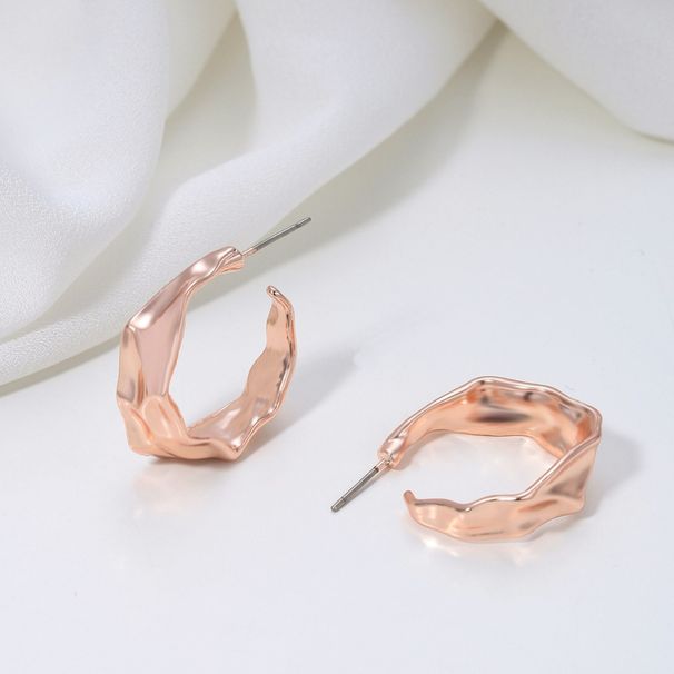 version of Korean style personality irregular niche design women ins versatile light luxury C-shaped earrings_ipsvogv.com