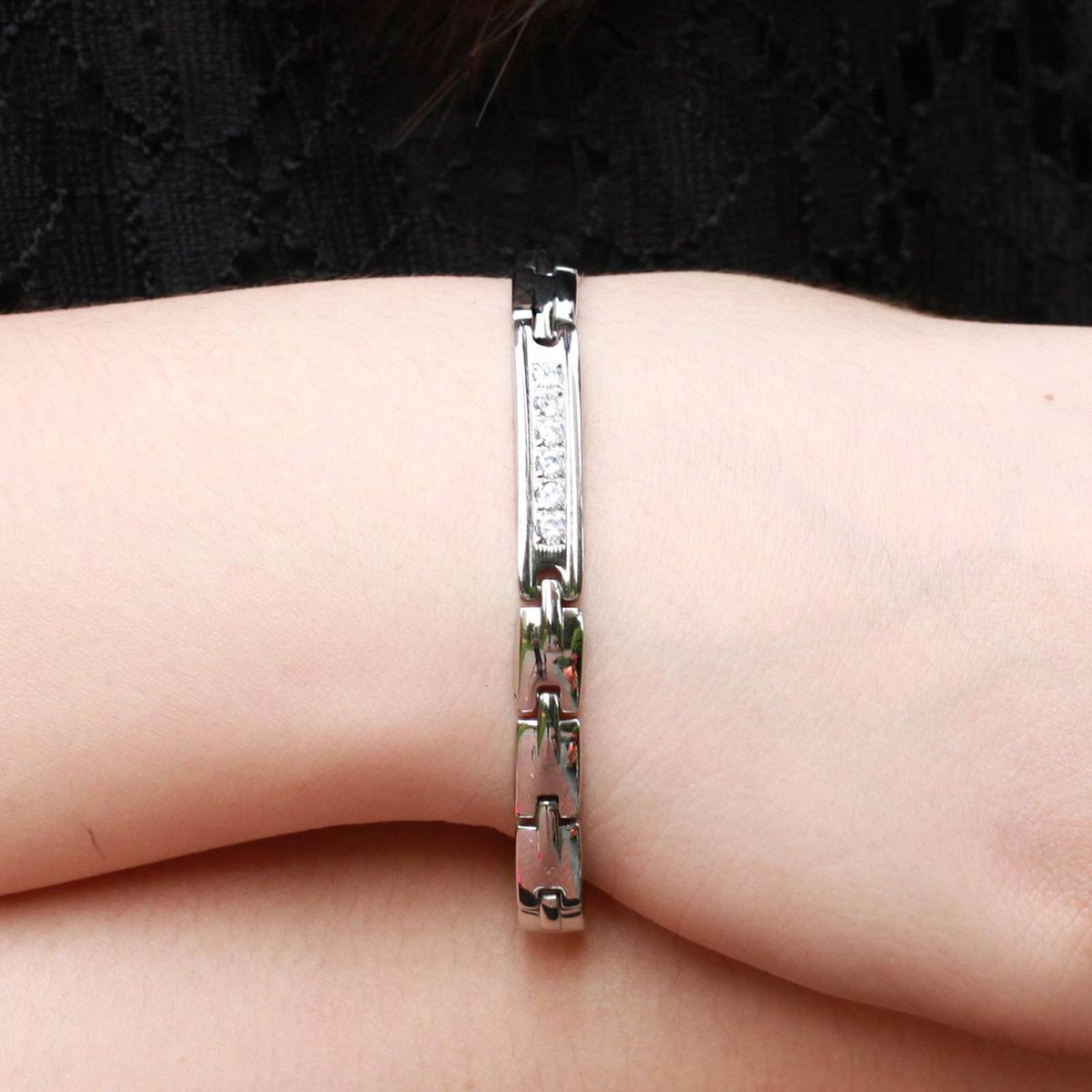 Men And Women's Jewelry Fashion Jewelry With Health Magnet Couple Titanium Steel Bracelet Gift_ipsvogv.com