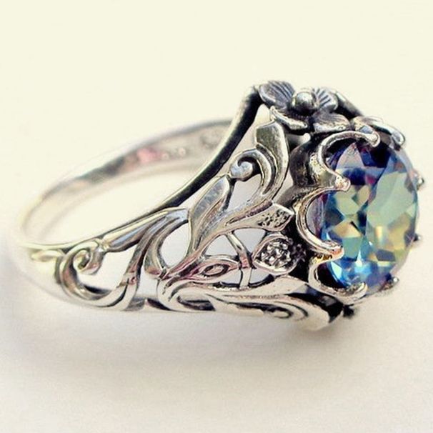 Fashionable Colored Zircon Hollow Creative New Black Gold Ring Jewelry Straight_ipsvogv.com